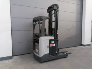1.6Ton tweedehands elektrische reachtruck Nissan - Wybo Lifting