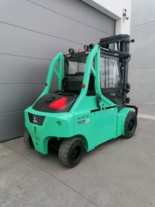 Grote elektrische heftruck Mitsubishi - 6.5Ton met cabine en airco - Wybo Lifting