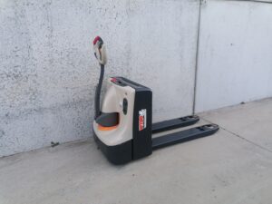 1.6Ton compacte elektrische transpallet Crown - Wybo Lifting