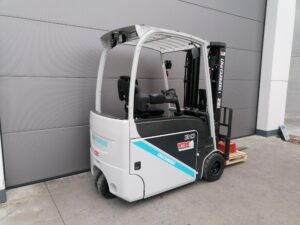 2Ton tweedehands elektrische 3-wiel heftruck UniCarriers - Wybo Lifting