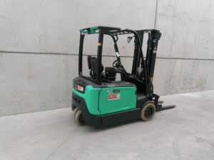 compacte jonge tweedehands elektrische 2Ton heftruck Mitsubishi - Wybo Lifting Waregem